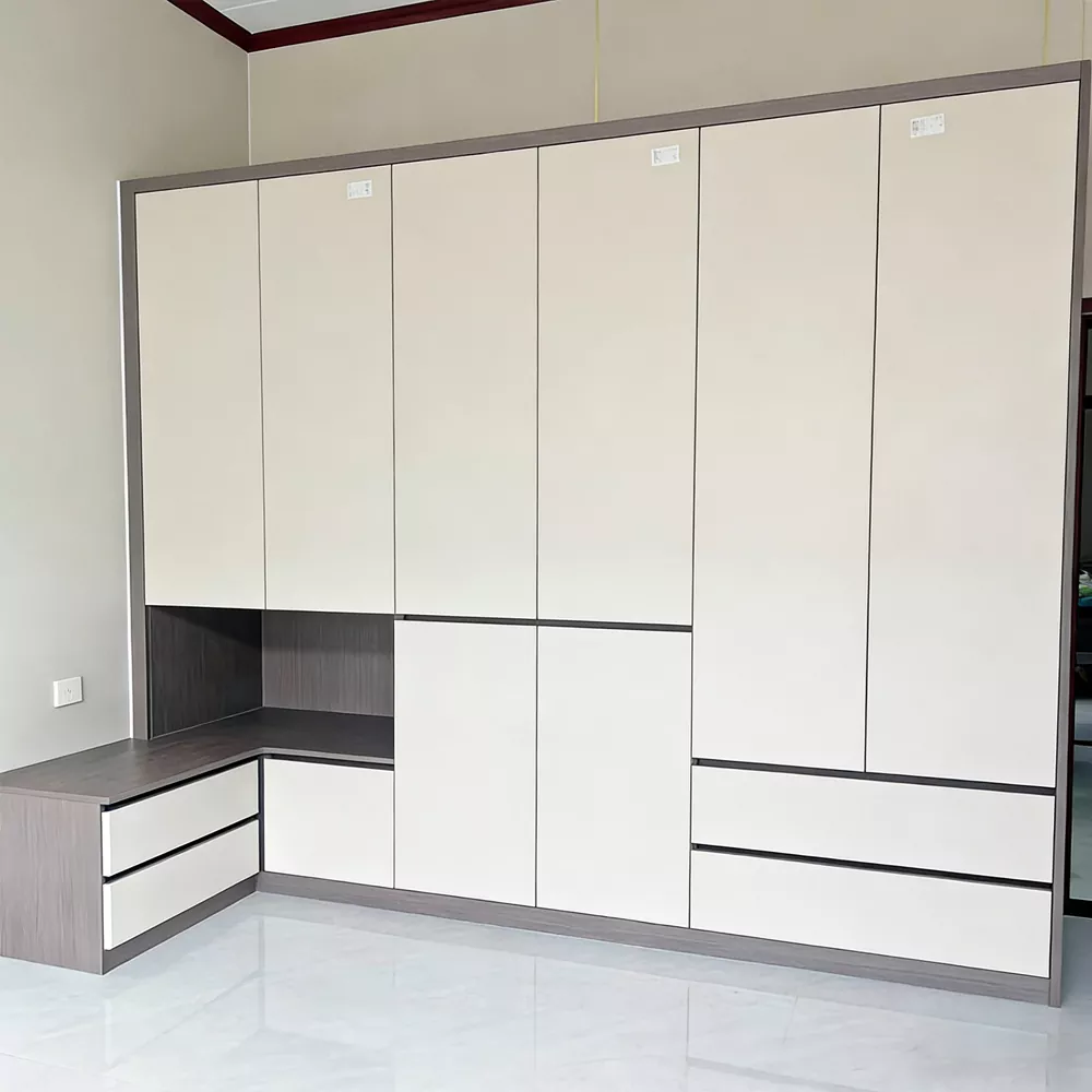 Lemari Pakaian Kayu Lapis