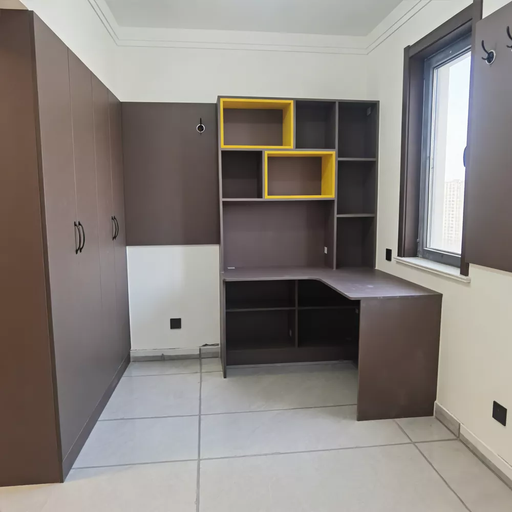 Lemari Pakaian Papan Buluh
