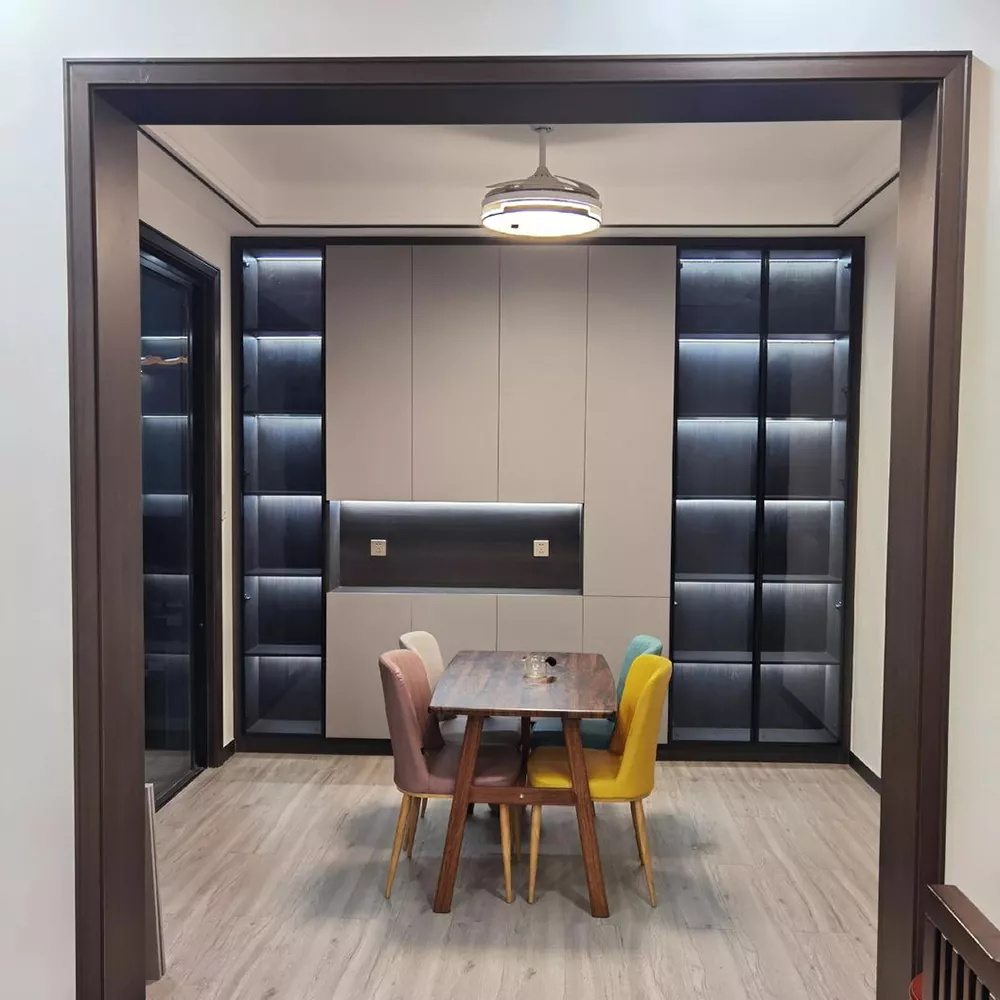 Lemari Pakaian Papan Buluh